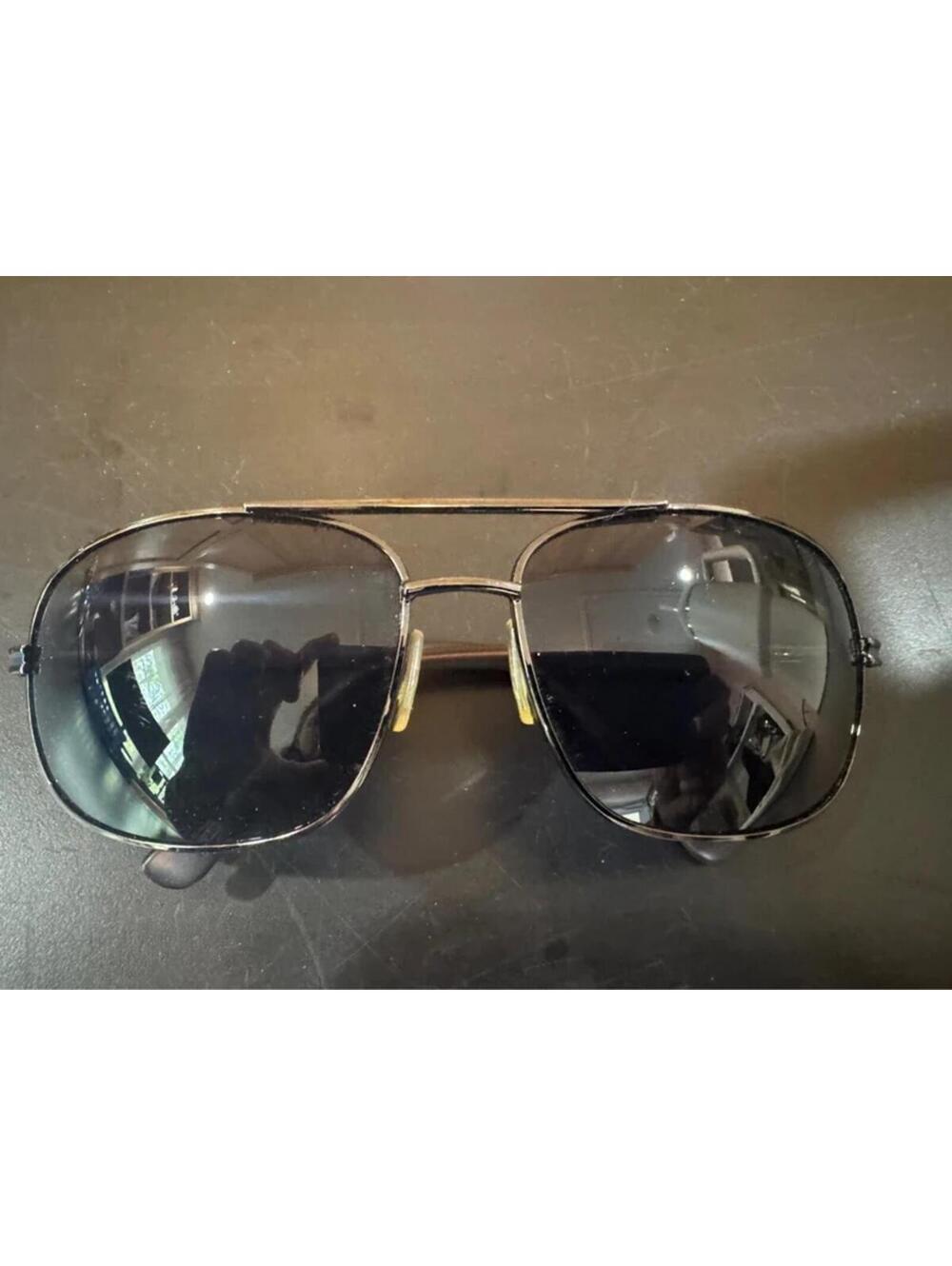 Tommy Hilfiger Men's Classic Metal Navigator Sunglasses – Black